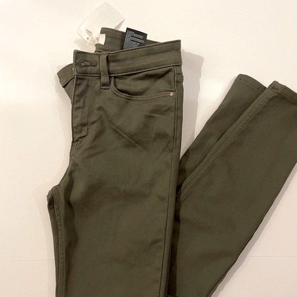 H&M green pants - Picture 3 of 3